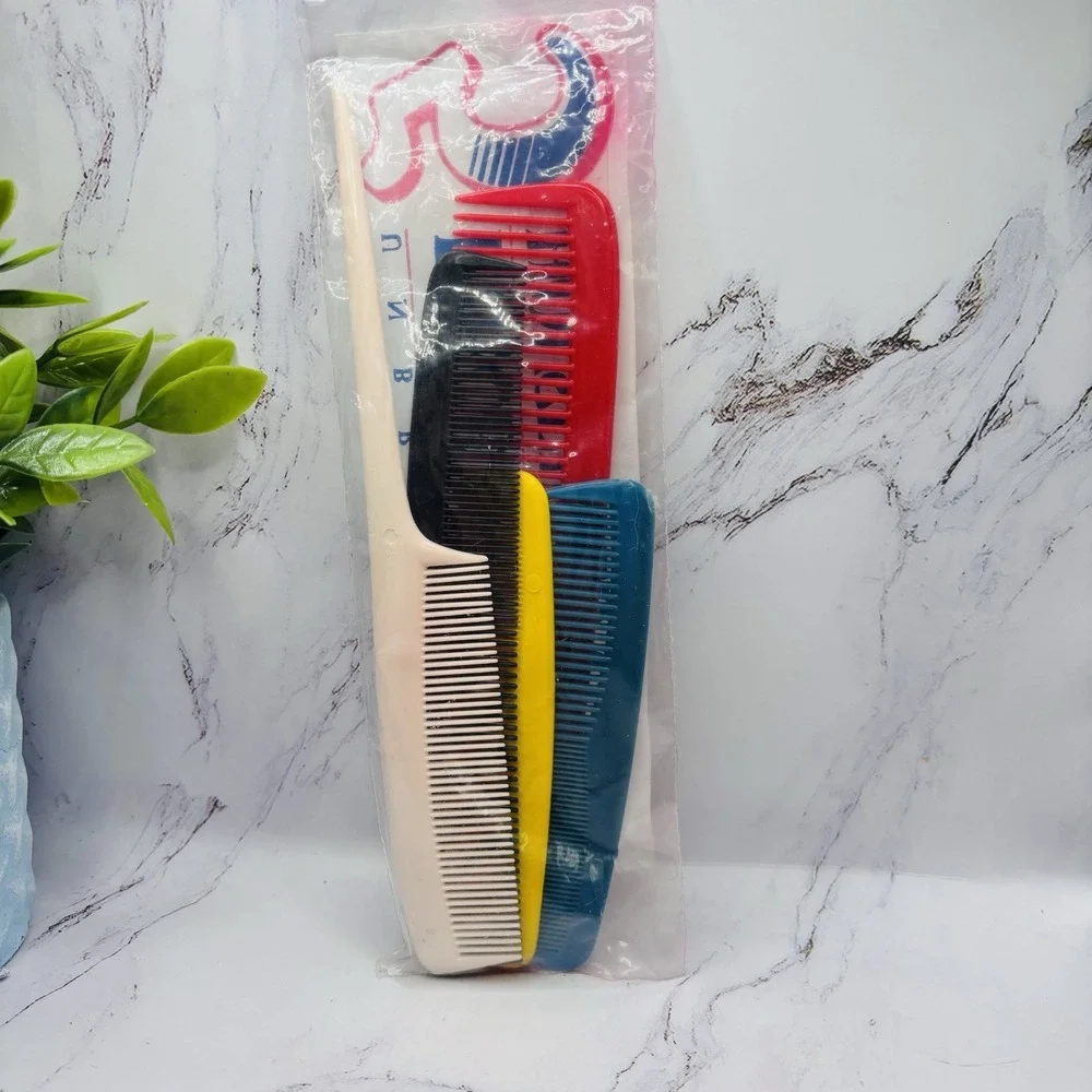 Vintage Unbreakable Combs 5 Piece Household Combs New Sealed‎